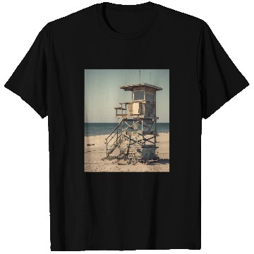 Discover Beach Lifeguard Tower Vintage T-Shirts