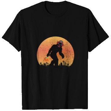 Discover Scary Clown bigfoots Trick or Treating Candy Bucket Graveyard T-Shirts
