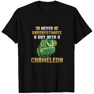 Discover Chameleon Pet Mens Chameleon Design for a Chameleon Lover T-Shirts