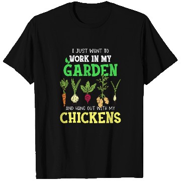 Discover Chicken Pet Work in My Garden and Hangout with My 1 T-Shirts