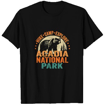 Discover Bear Pet Acadia National Park Maine Preserve Black Bear Grunge T-Shirts