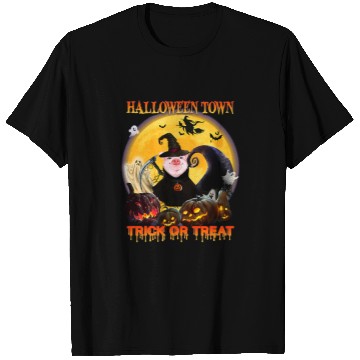 Discover pig witch halloween town trick or treat happy halloween T-Shirts