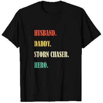 Discover Storm Hunter Tornados Storm Chasing vintages Meteorology T-Shirts