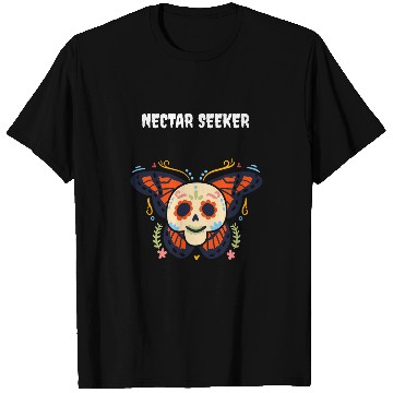 Discover Nectar Seeker Retro Monarch Butterfly Designs Present T-Shirts