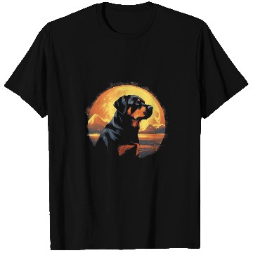 Discover Rottweiler With Full Moon in Background Dog Lover T-Shirts