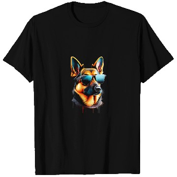 Discover German Shepherd Short Haired Shepherd Dog Design T-Shirts