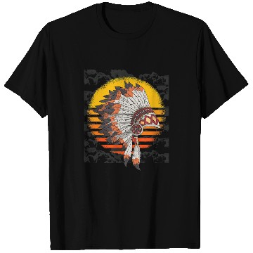 Discover Retro Indian Headdress Indigenous Proud Native American T-Shirts