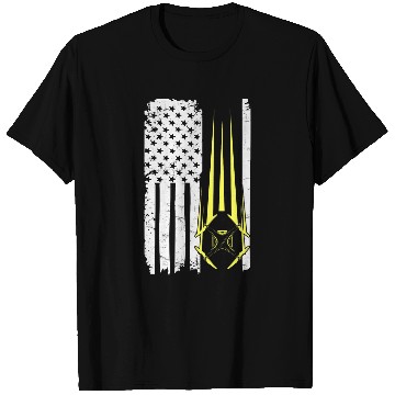 Discover Quadcopter Flying Design for a Patriotic Drone Hobby Pilot T-Shirts