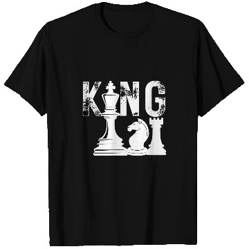Discover vintagess Chess Player Retro Sunset Design King Chess Club men T-Shirts