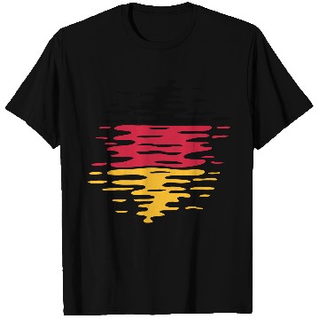Discover Germany flag waves T Shirts