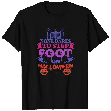Discover creepy Halloween saying T Shirts