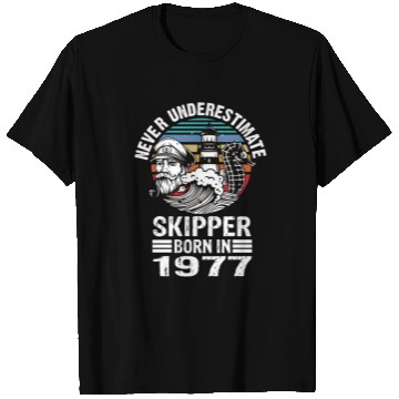Discover Never Underestimate Skipper Born In 1977 T Shirts