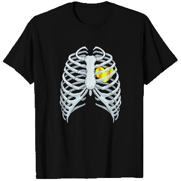 Discover Funny Softbal Heart Skeleton Rib Cage Halloween T Shirts