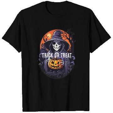 Discover Halloween : trick or treat T Shirts
