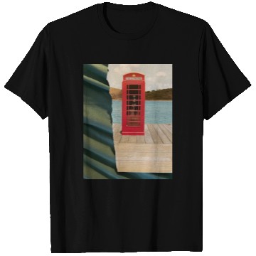 Discover London phonebooth photographed by Yield on Green T Shirts