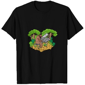 Discover Grizzly Bear playing Grand Piano Nature Pianist T Shirts