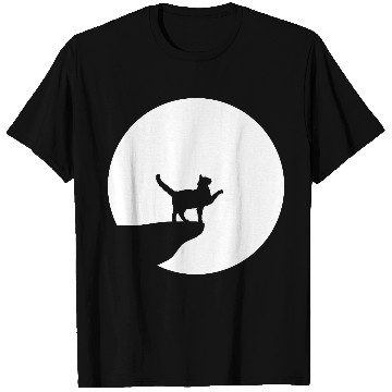 Discover Cat Moon Cliff At Night Werewolf Round Howling Fun T Shirts