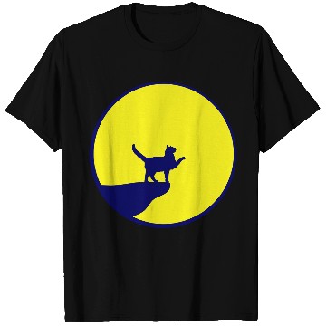 Discover Cat Moon Cliff At Night Werewolf Round Howling Fun T Shirts