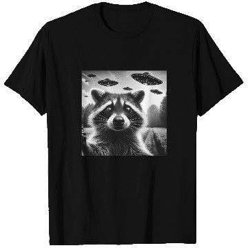 Discover Racoon trash panda Funny Graphic Selfie UFOs Weir T Shirts