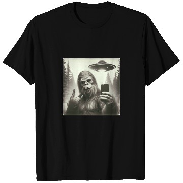 Discover Retro Bigfoot Selfie with UFO T Shirts