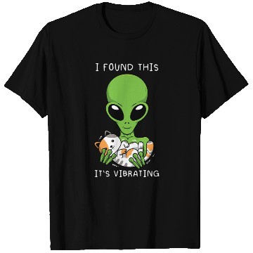 Discover Alien Holding Cat Funny Meme T Shirts