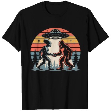 Discover Alien and Bigfoot Retro Sunset UFO T Shirts