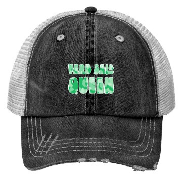 Discover Yard Sale Queen green camo Trucker Hats