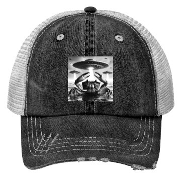 Discover Crab Marine Funny Graphic Selfie with UFOs Weird A Trucker Hats