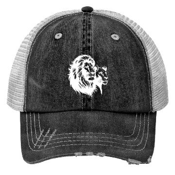 Discover Elegant Lion Couple Portrait Style Trucker Hats