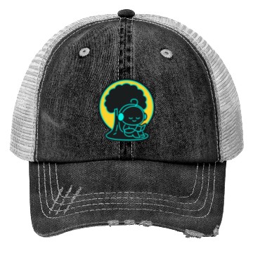 Discover Peaceful Tech Reading Under Tree Trucker Hats