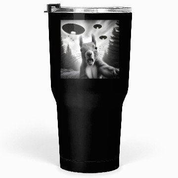 Discover Squirrel Sci-Fi Funny Graphic Selfie with UFOs Wei Tumblers 30 Oz