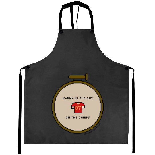 taylorr swift and travis kelce - pixel art! (1) Aprons