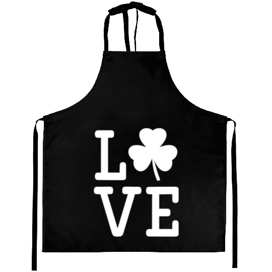 Love Irish Clover Aprons