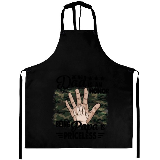 Being dad is an honor Aprons