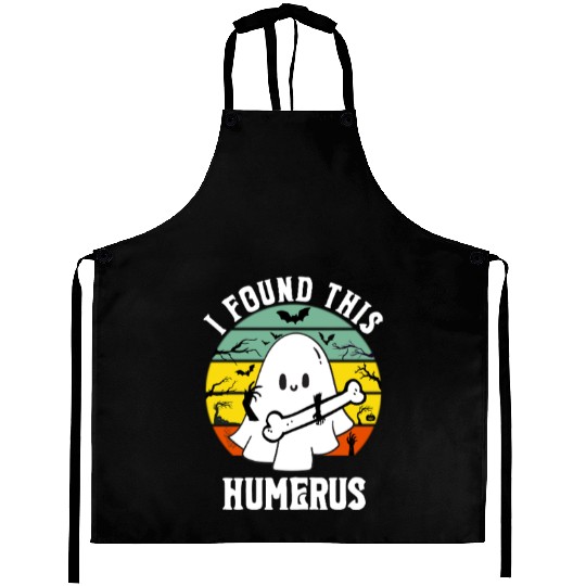 Funny Ghost Pun I Found This Humerus Halloween Aprons