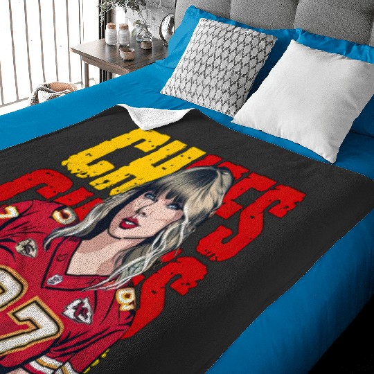 Discover Taylor Hearts Kelce in Chiefs Shirt, Traylor Swelce Taylor Version Baby Blankets