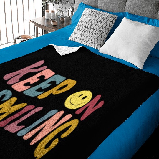 Keep On Smiling Trendy Oversized Vintage Women's Baby Blankets