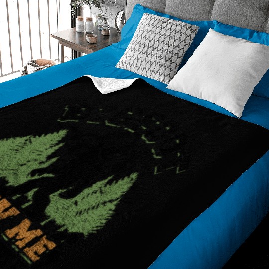 Bigfoot saw me but nobody believes him - monster Baby Blankets