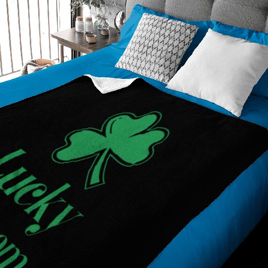 Lucky Cat Mom St Patrick's Day Baby Blankets