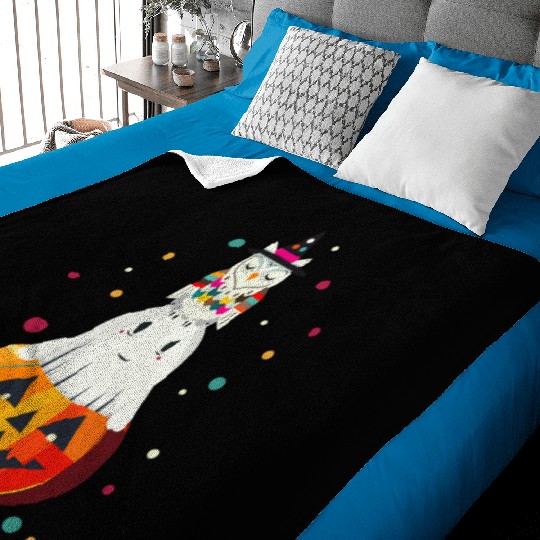 Owl and ghost on the pumpkin - Halloween motif Baby Blankets