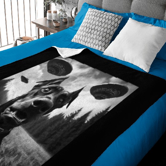 Doberman Pinscher Funny Graphic Selfie with UFO We Baby Blankets