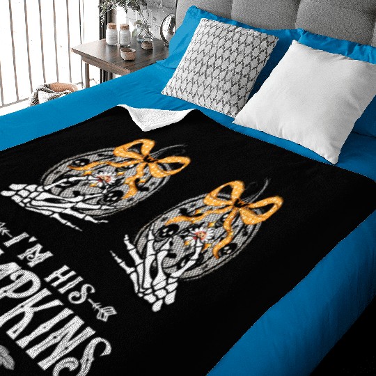 Skeleton Halloween couple I'm his pumpkins Baby Blankets