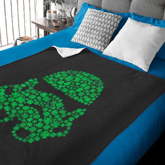 Stormtrooper Clovers St. Patrick's Day Disney+ T-Shirt Baby Blankets