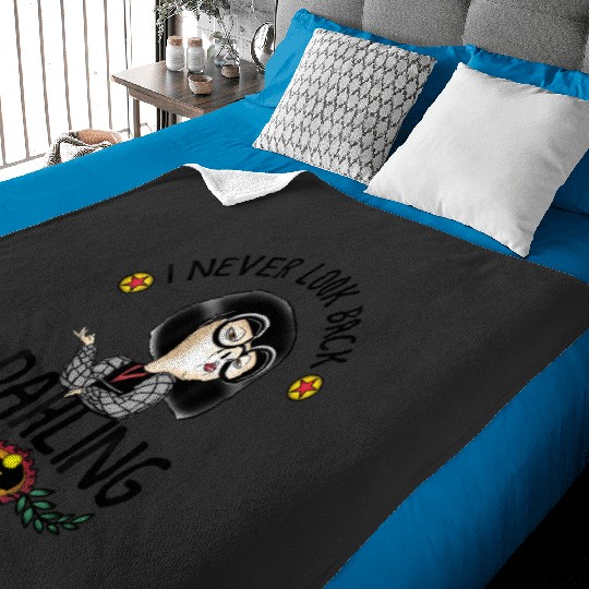 Disney Pixars The Incredibles Edna Look Back Dahling Logo T-Shirt Baby Blankets