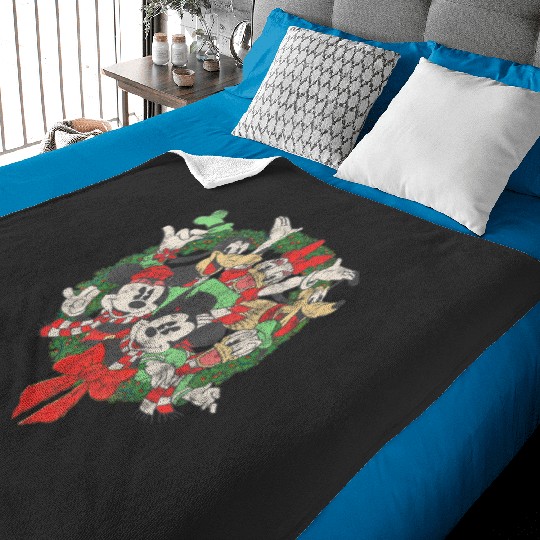 Group Shot Christmas Wreath   : Mickey Disney Christmas, Disney Christmas Baby Blankets