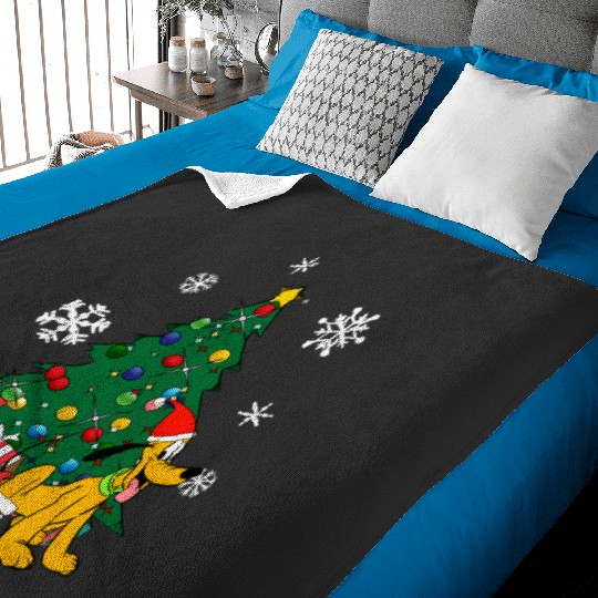 Discover Men Women Pluto A Planet Again Graphic For Fans  : Mickey Disney Christmas, Disney Christmas Baby Blankets