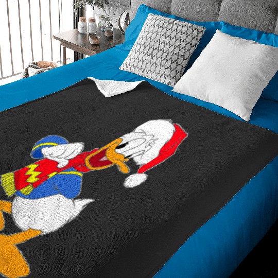 Discover Donald ready for winter  : Mickey Disney Christmas, Disney Christmas Baby Blankets