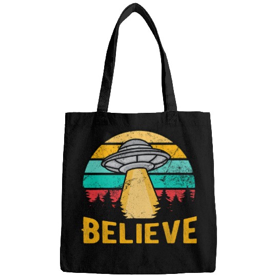 Aliens UFO Hunter Gift UFOS I Want To Believe Bags