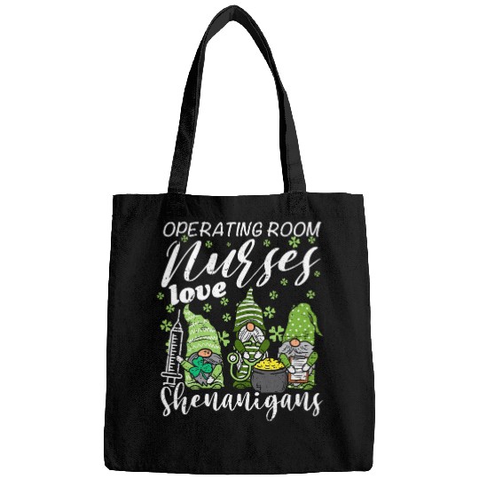 OR nursess Love Shenanigans Cute Gnomes nurses St Patricks Day Bags