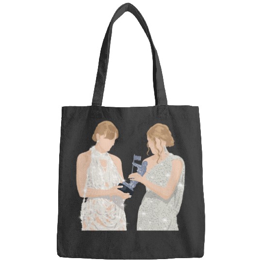 Discover Taylor 13 years later Bags